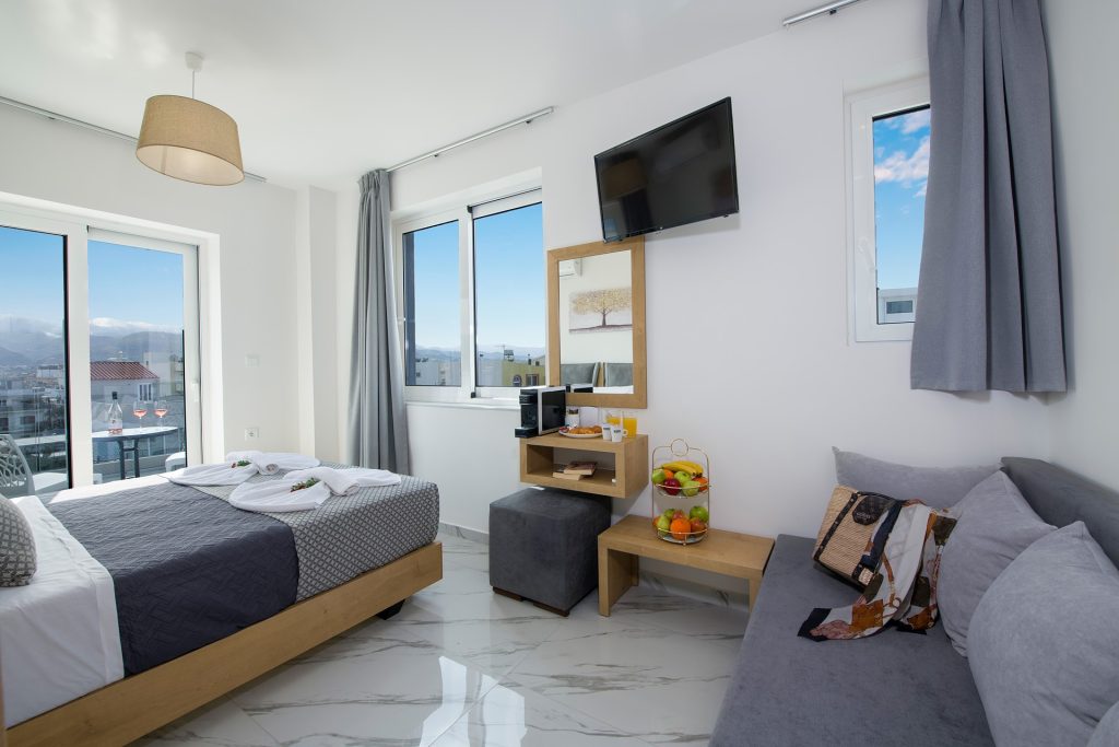 Deluxe City Hotel