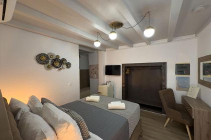 Deluxe Bozzali Hotel